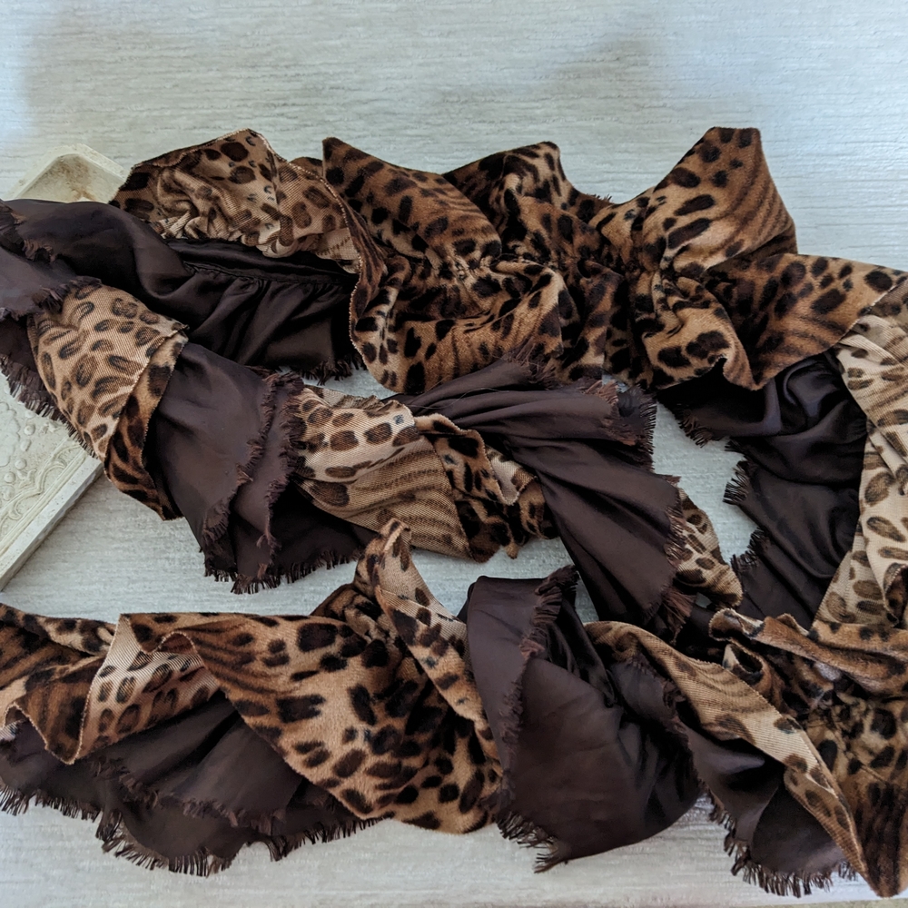Elegant Brown Cheetah Print Scarf 48" EUC - Picture 2 of 7